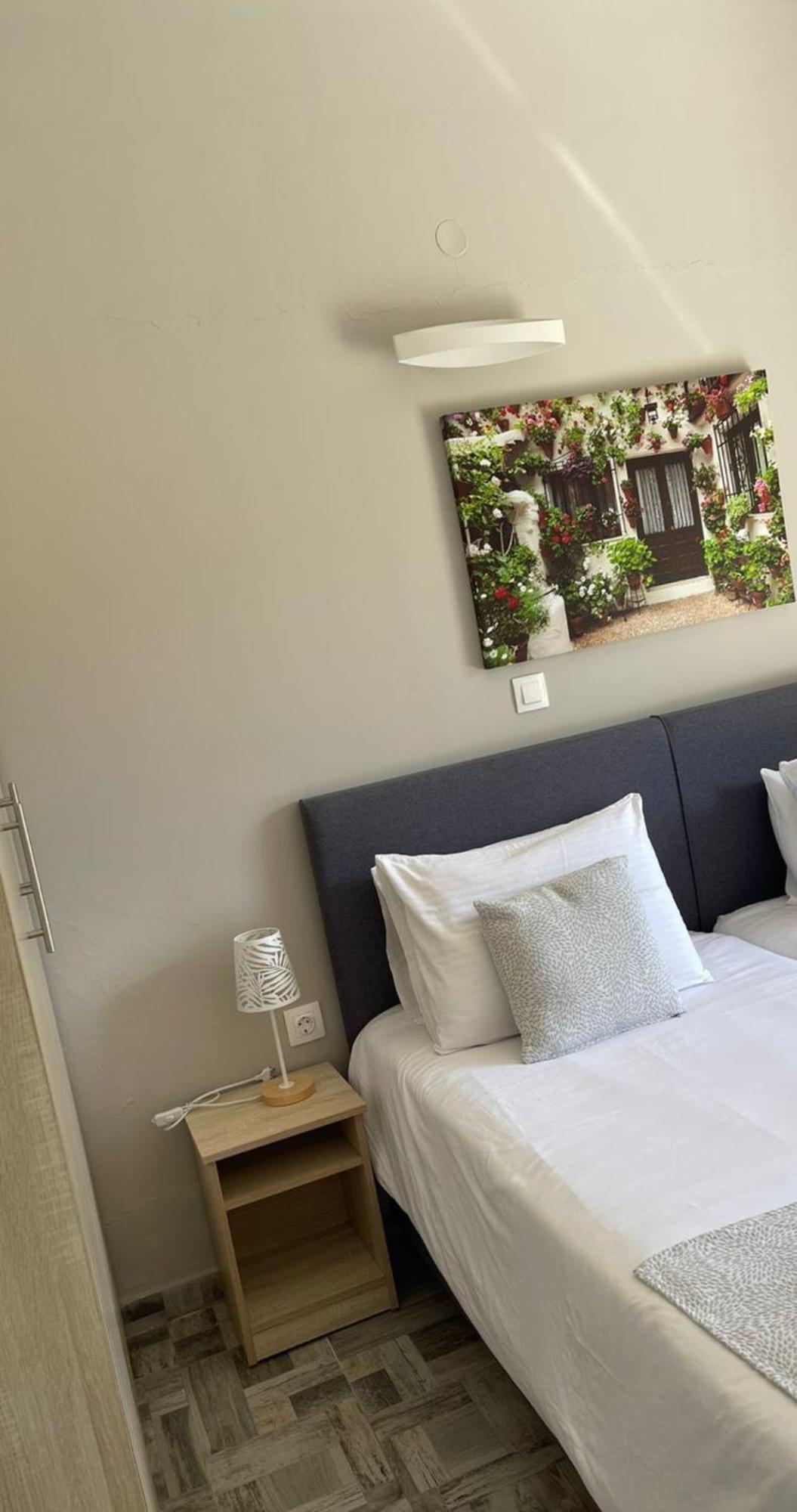 Georgia'S Apartments, Ipsos Corfu Bagian luar foto
