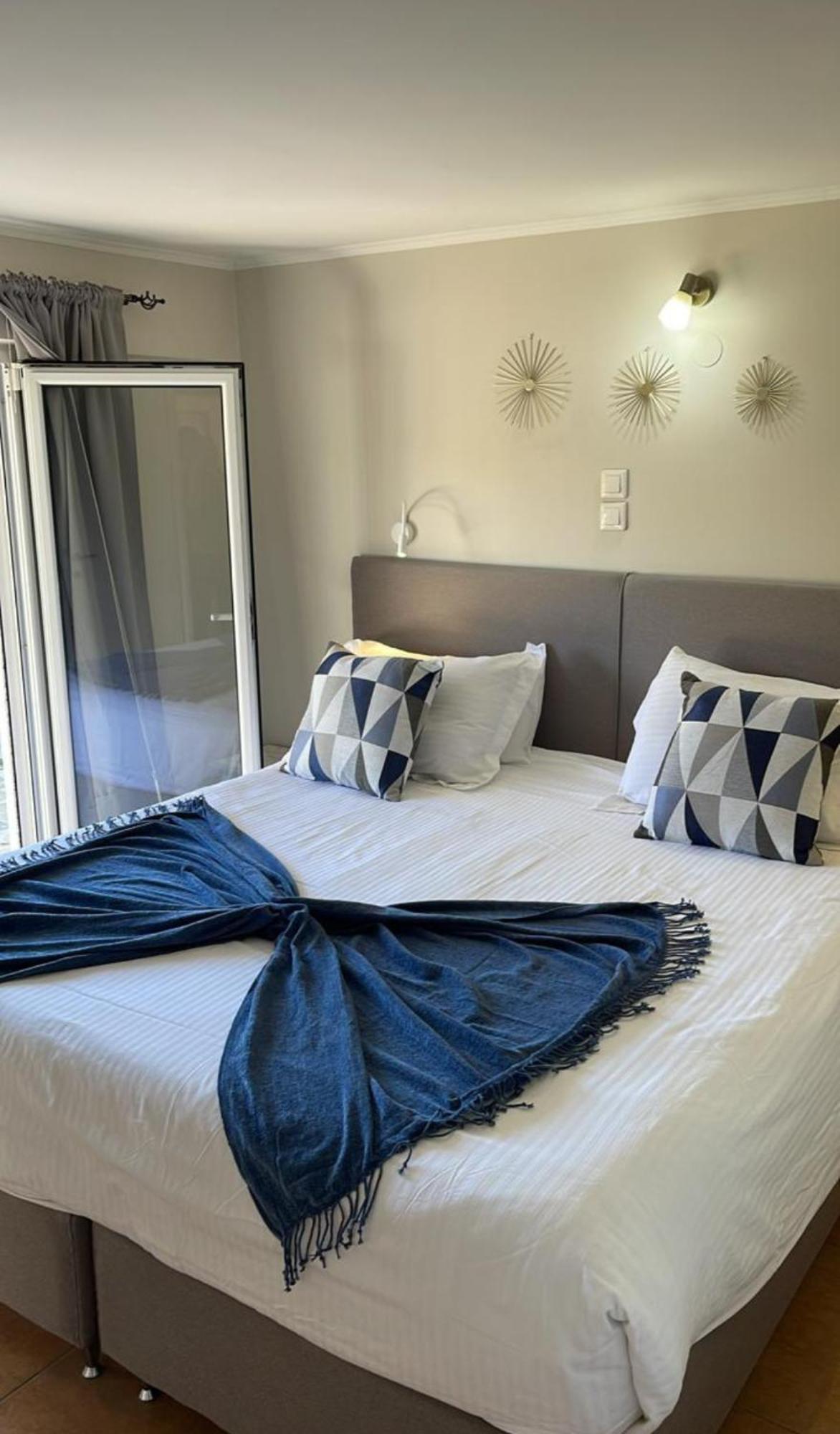 Georgia'S Apartments, Ipsos Corfu Bagian luar foto