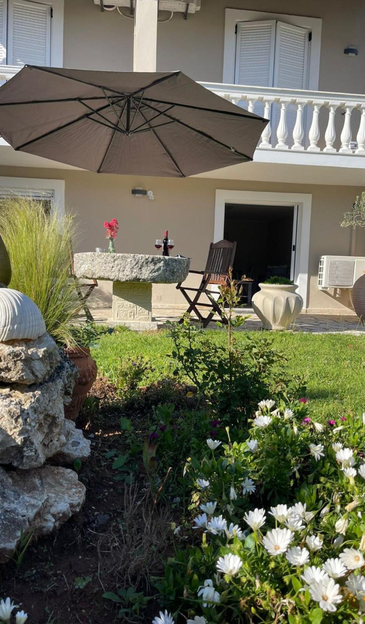 Georgia'S Apartments, Ipsos Corfu Bagian luar foto